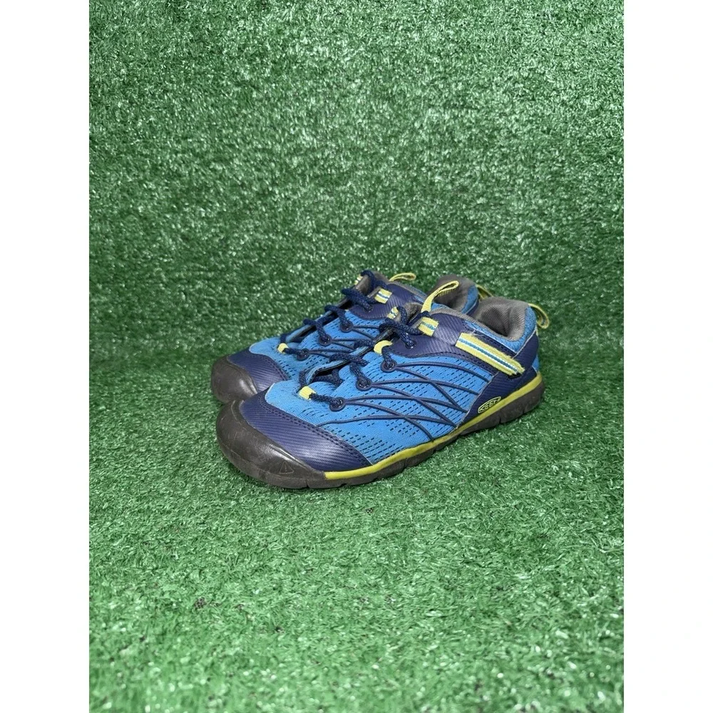 KEEN Kids Youth Size 5 M Chandler CNX Water Shoes Blue Outdoor Hiking Sneaker